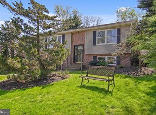 1140 Stevens Rd, Philadelphia, PA 19116