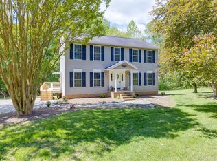 76 Old Curdsville Rd, Farmville, VA 23901