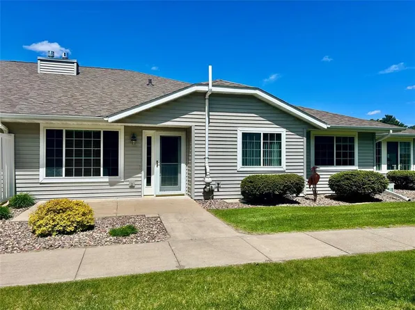4227 W Robin Meadows Lane #4227, Eau Claire, WI 54701