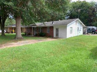 402 Northwest St, Carthage, MS 39051