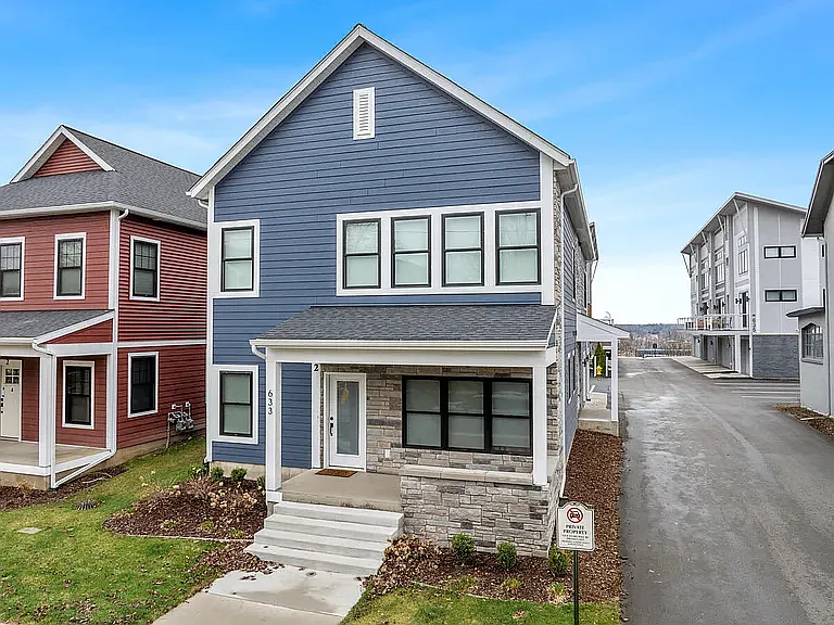 633 Fairview Ave NE #2 — Photo 19