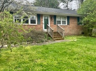 4506 Rosemary Dr, Greensboro, NC 27406