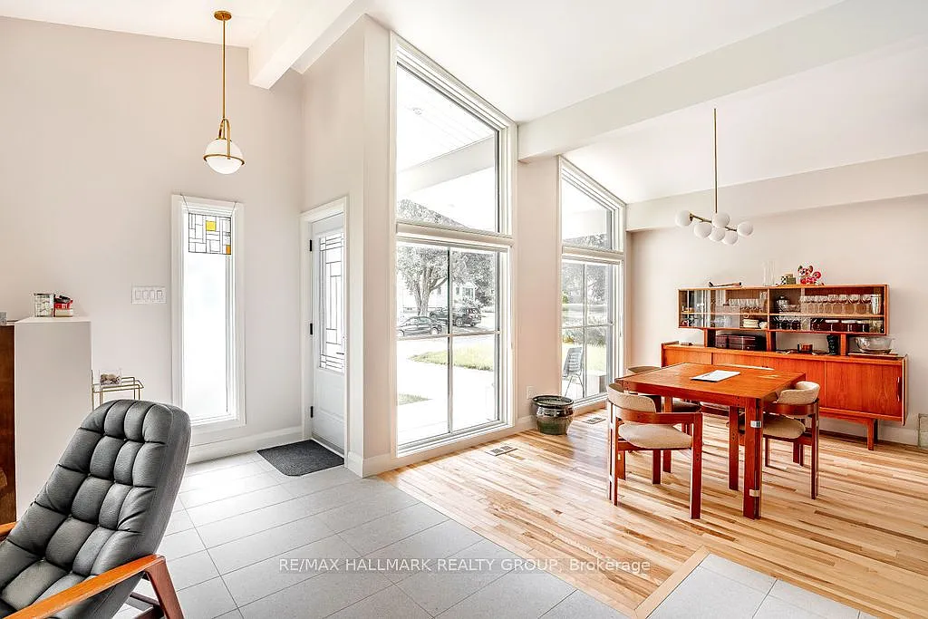 3 bed, $4,300 — Photo 3