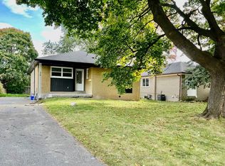 38 Thorncroft Cres, Ajax, ON L1S 2S2