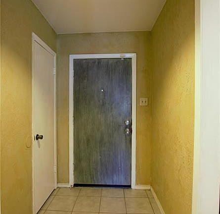 2nd image of 1131 Princeton Dr