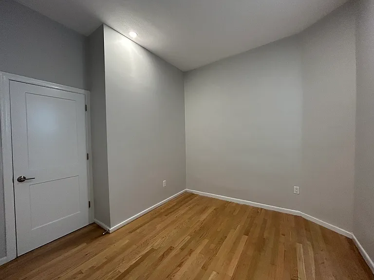 829 Boylston St #101 — Photo 7