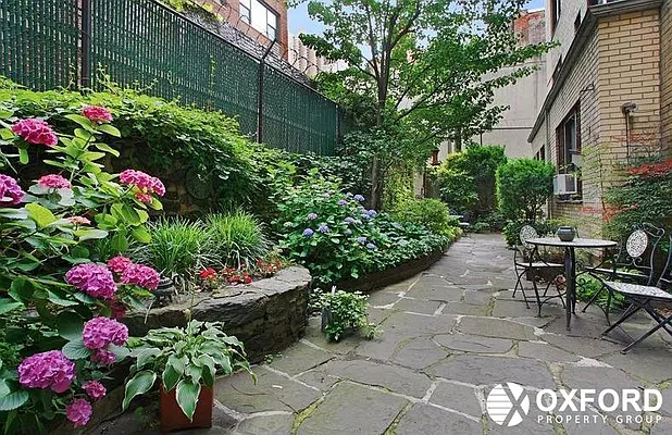 Rented by Oxford Property Group | media 13