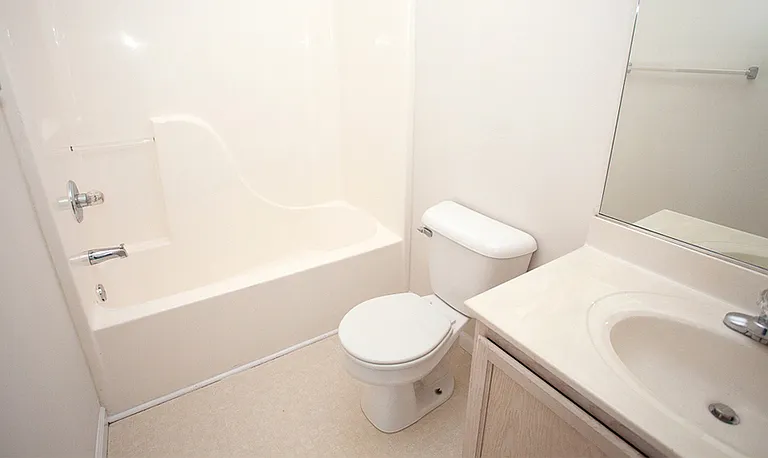 1334 Devon Ln — Photo 17