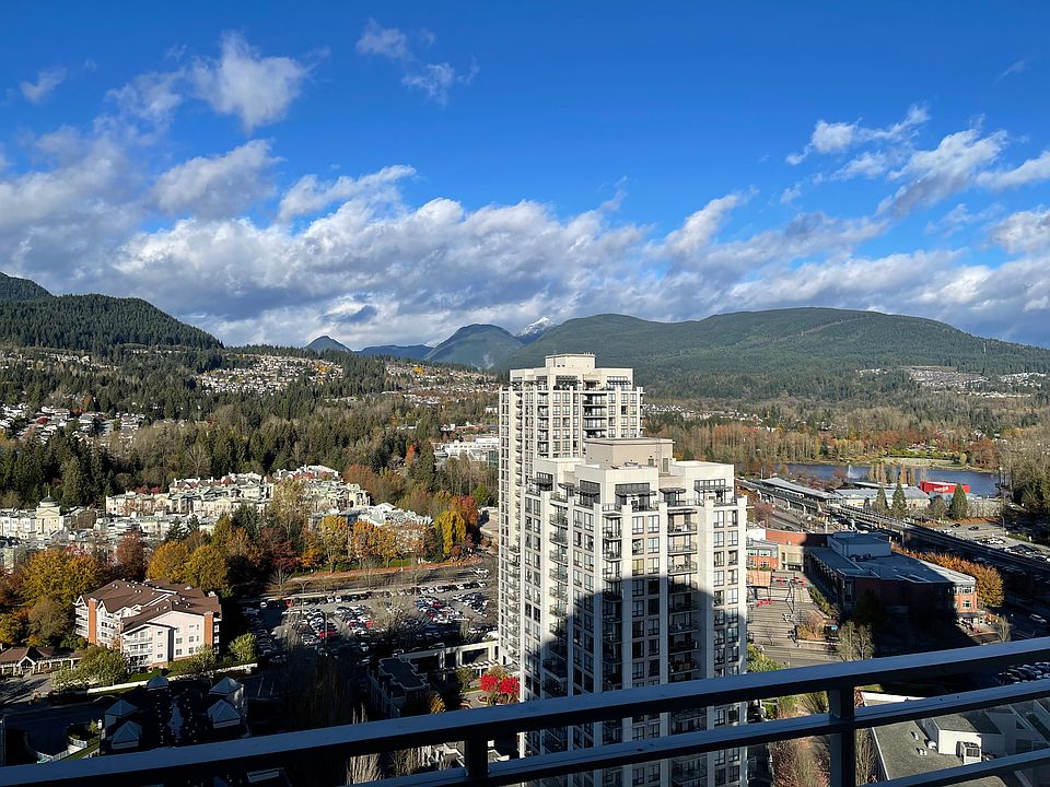 Unobstructed Lafarge Lake and Mountain Views