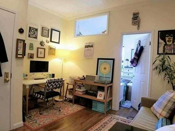 2nd image of 82 16th St #13L