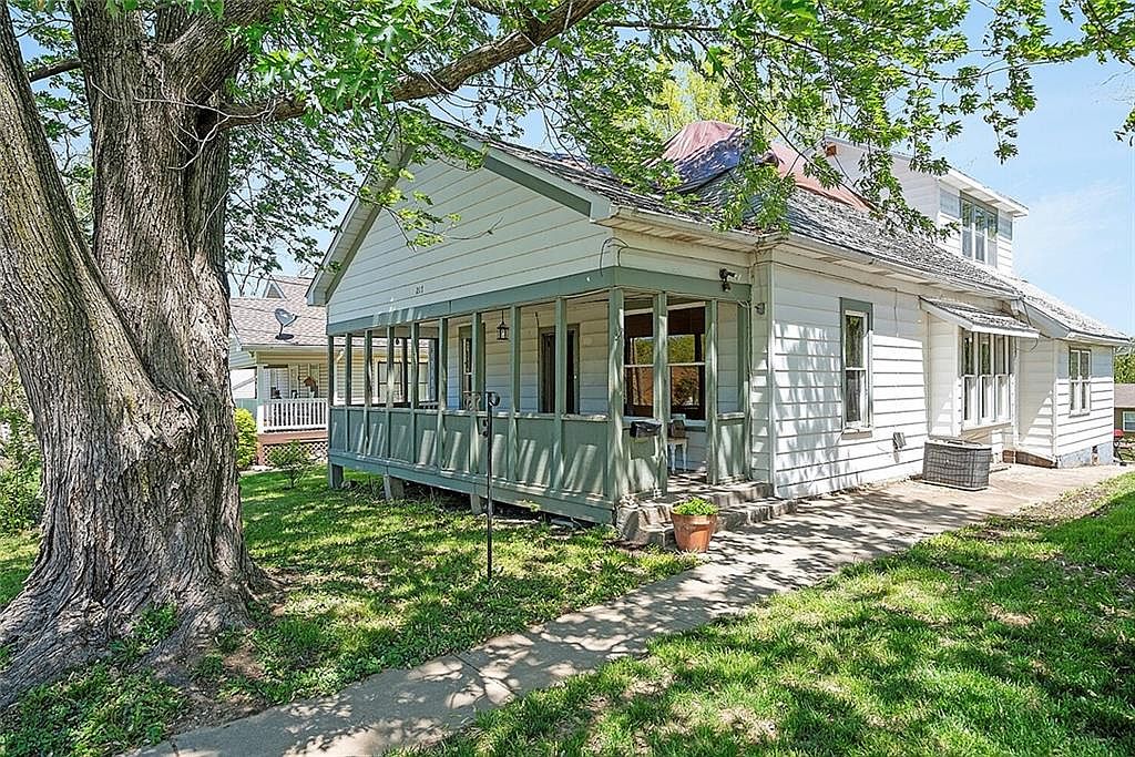 217 Clark Ave, Bonner Springs, KS 66012 Zillow