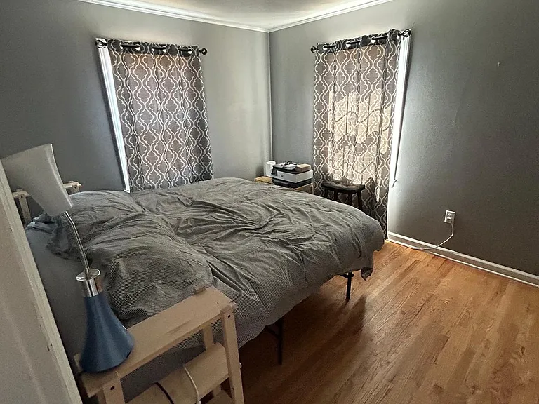 430 Jason Ave N — Photo 14