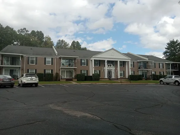 202 University Pkwy APT 27E, Johnson City, TN 37604