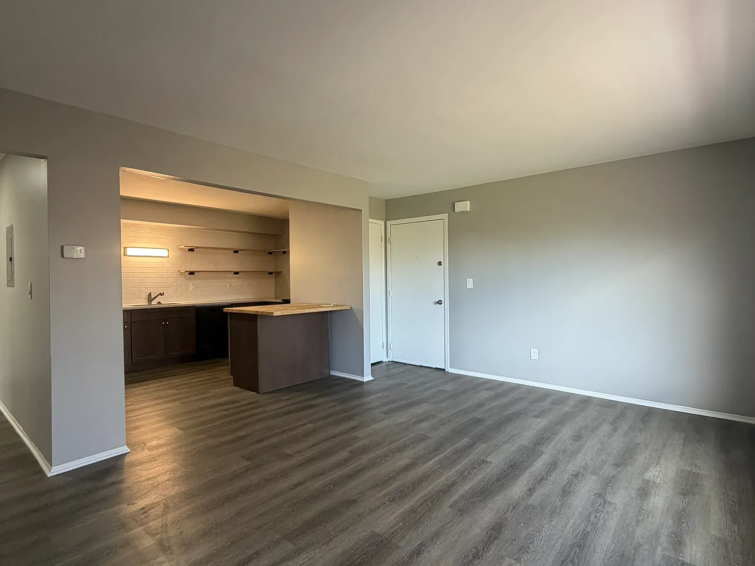 18646 Van Horn Rd — Photo 3