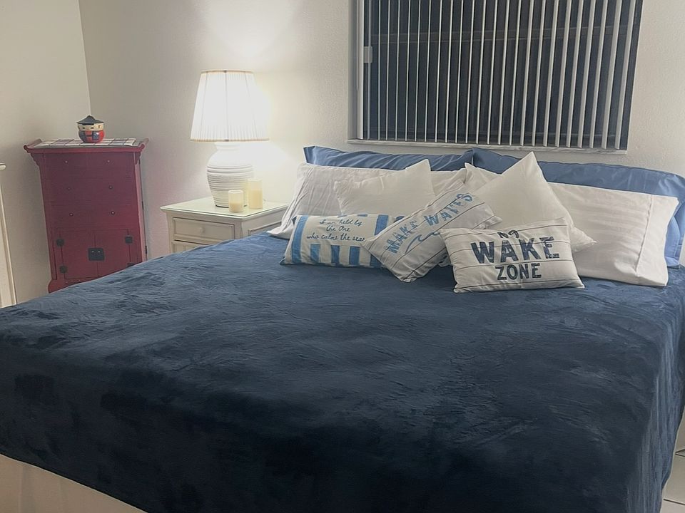 Bedroom view six