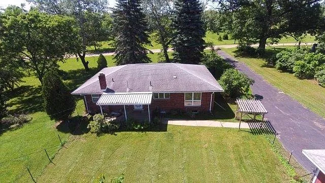 3275 Judd Rd photo 1