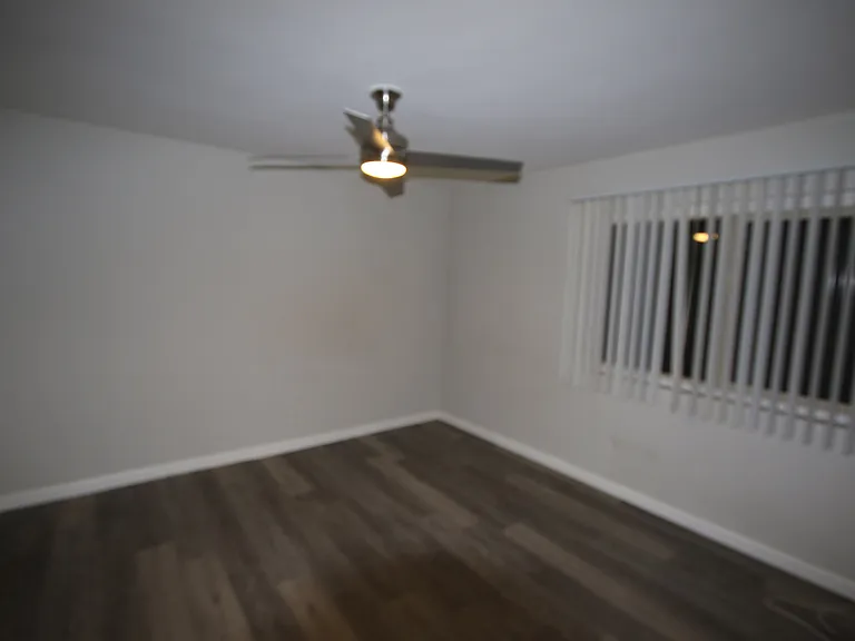 210 W Lemon Ave — Photo 17