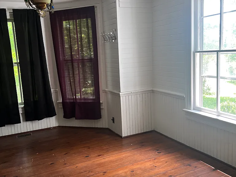 4615 Mountain Creek Rd — Photo 8