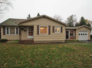 163 Meadow Cir, Rochester, NY 14609