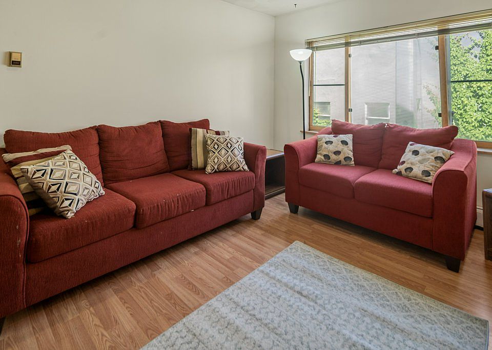1st image of 407 Eddy St Unit 8