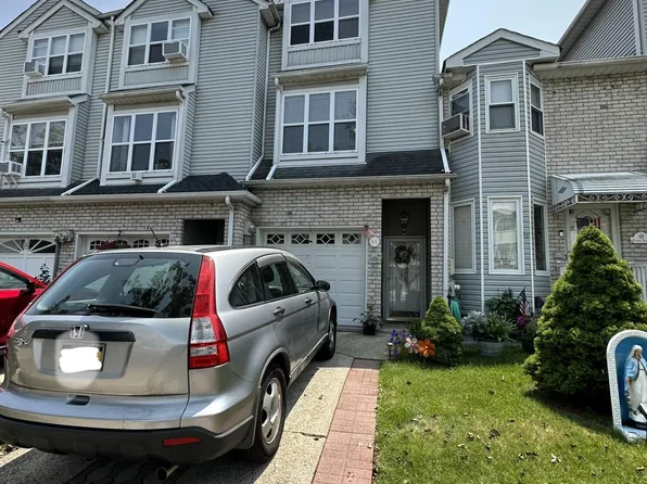 6 E Delmar Ave, Staten Island, NY 10312