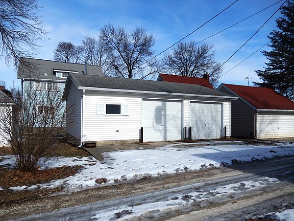 Detached 32' x 24' 