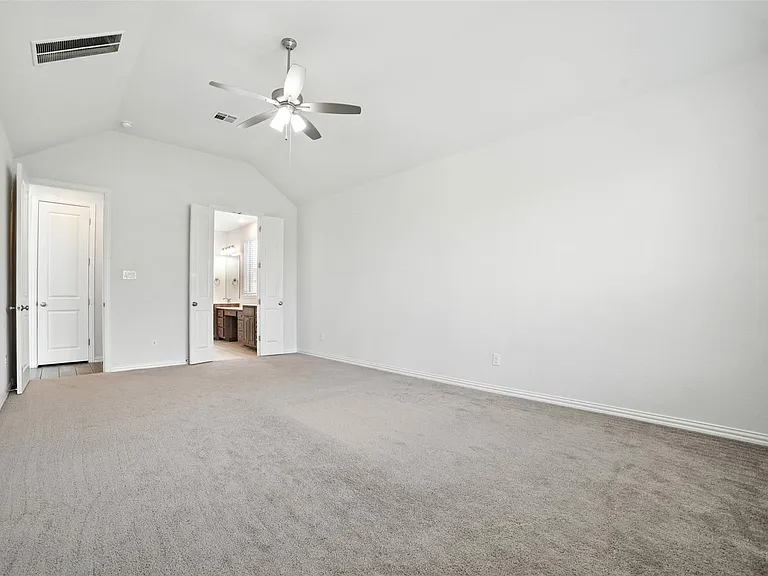 3054 Columbus Loop — Photo 21
