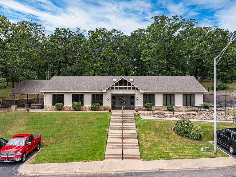1512 Waterside Dr — Photo 63