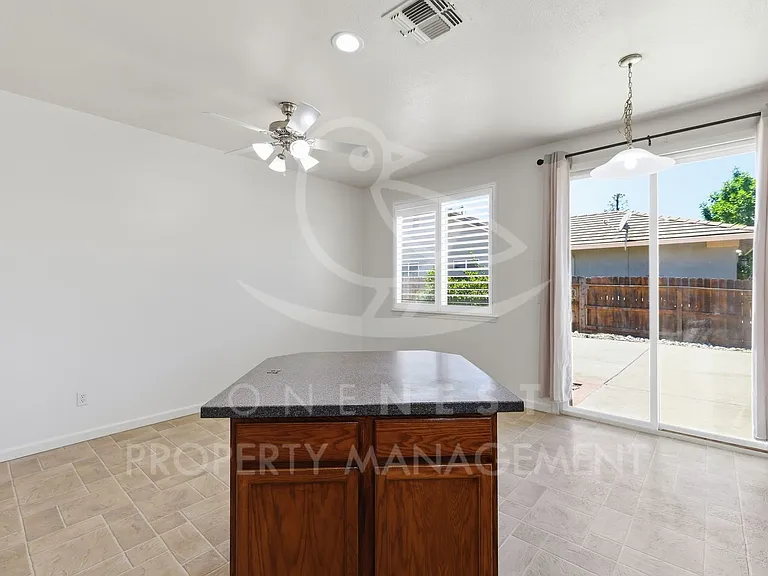 3518 Garden Rose Dr — Photo 10