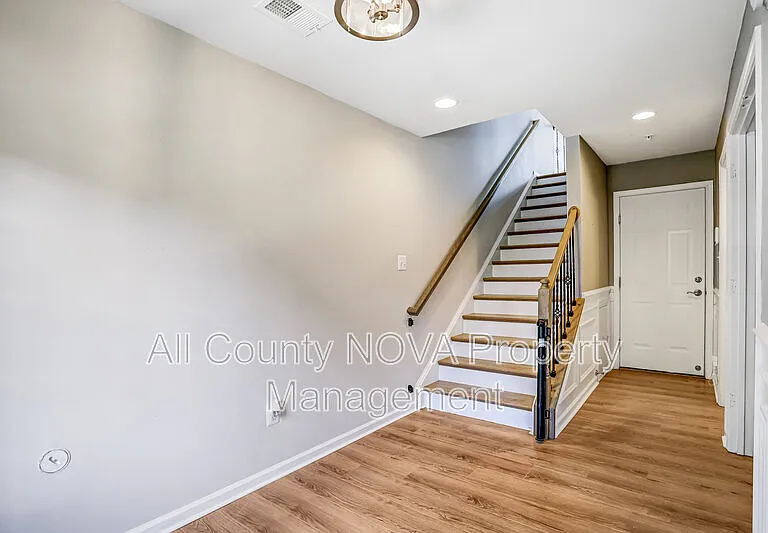 2908 Pinebrook Rd — Photo 3
