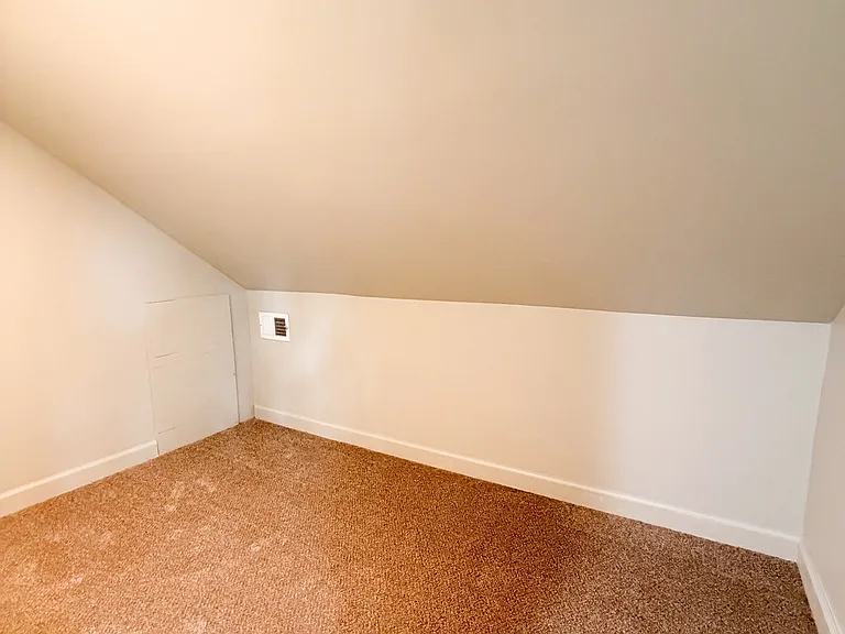 15815 Evergreen Rd — Photo 8