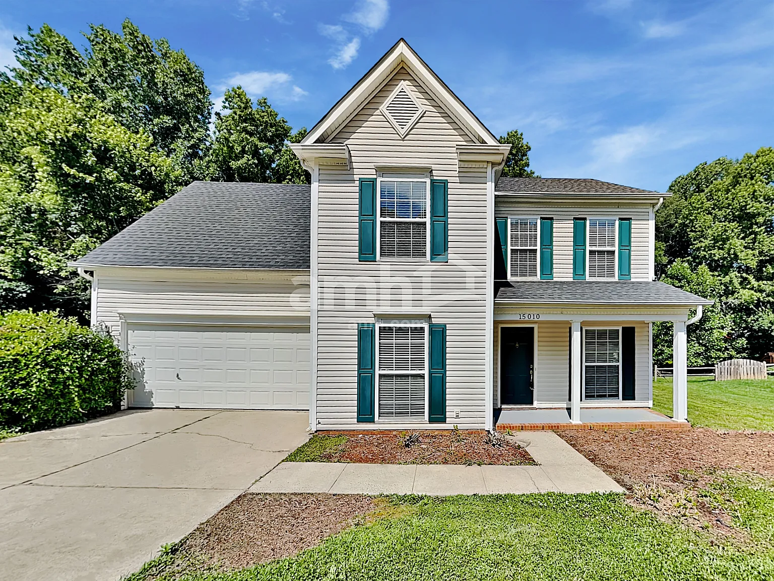 3 bed, 2.5 bath, 1738 sqft, $2,210 — Photo 1