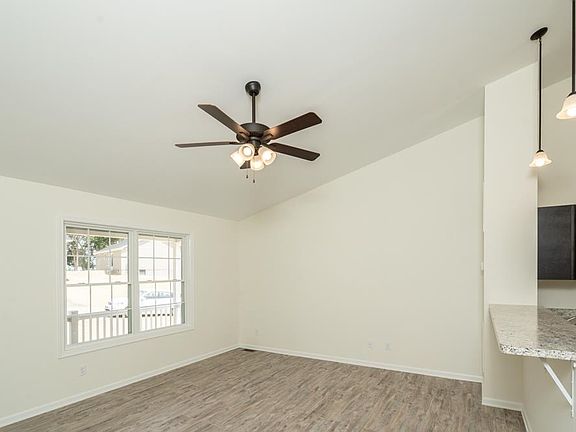 4th image of 2295 Hitestone Br