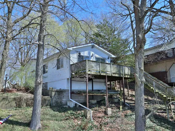 3685/3686 E Conwell Dr, Monticello, IN 47960