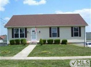 202 Lilac Ct, Radcliff, KY 40160