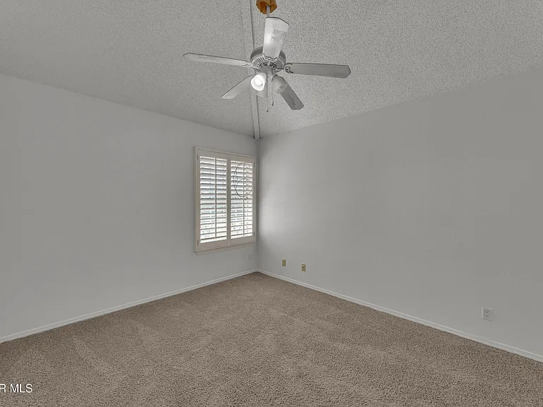 1325 Whirlaway Dr — Photo 14