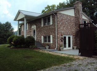 9 Camden Hill Hts, Sutton, WV 26601