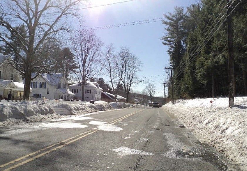 2nd image of 33 East St