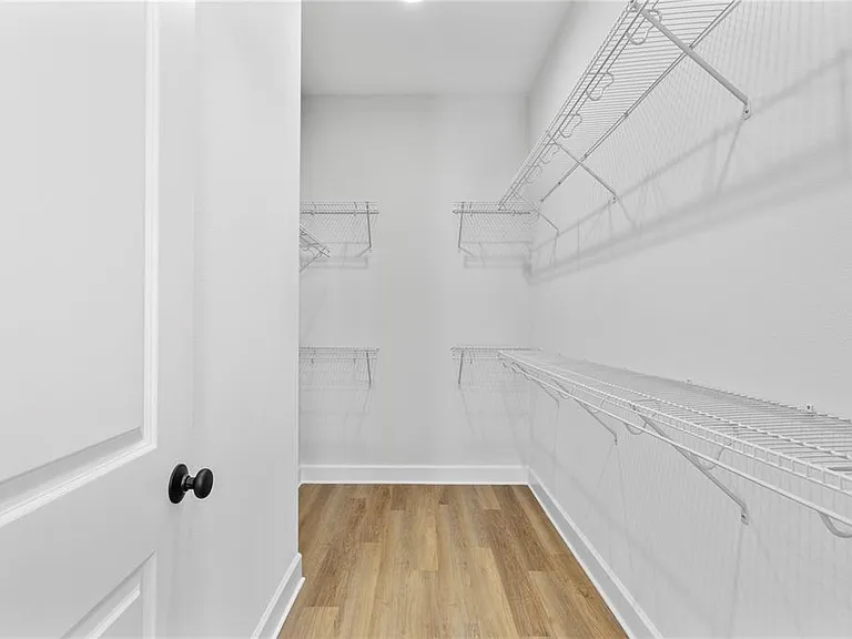 1903 W Bristol Ave #2 — Photo 18