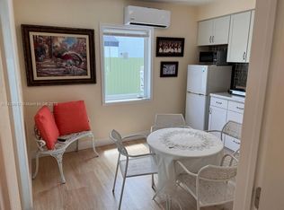 15441 SW 158th St #3, Miami, FL 33187