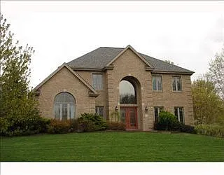 307 Frey Dr photo 1