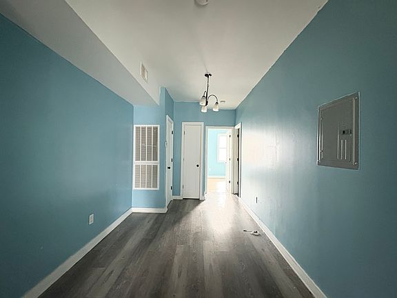 2nd image of 86 Sherman Ave APT 1