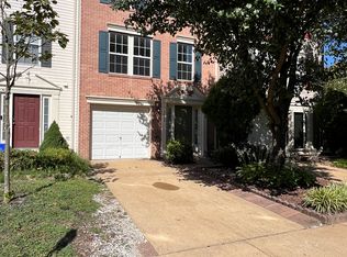 6402 Lureta Ann Ln, Springfield, VA 22150