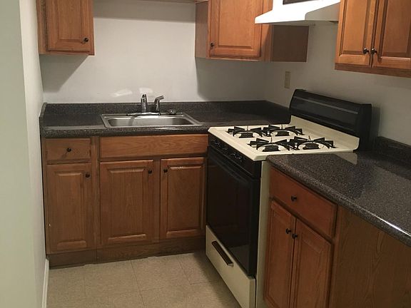 Lower level extra kitchen