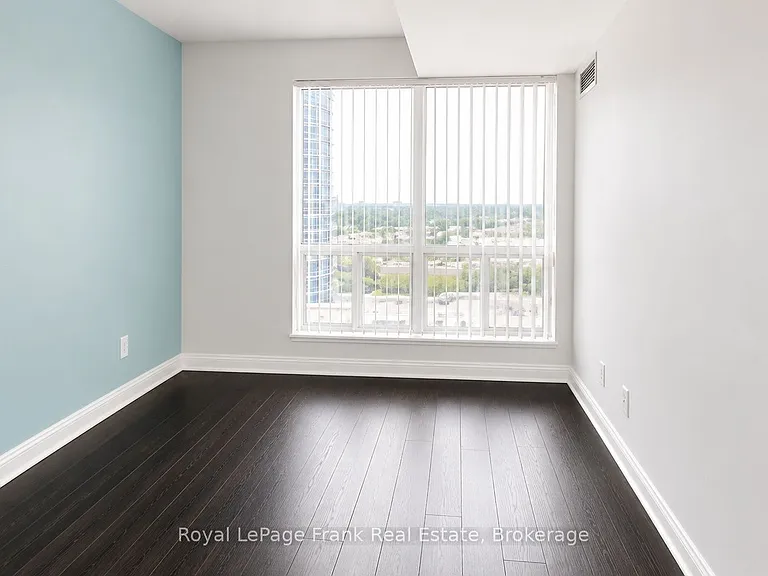 1 Lee Centre Dr #1002 — Photo 21