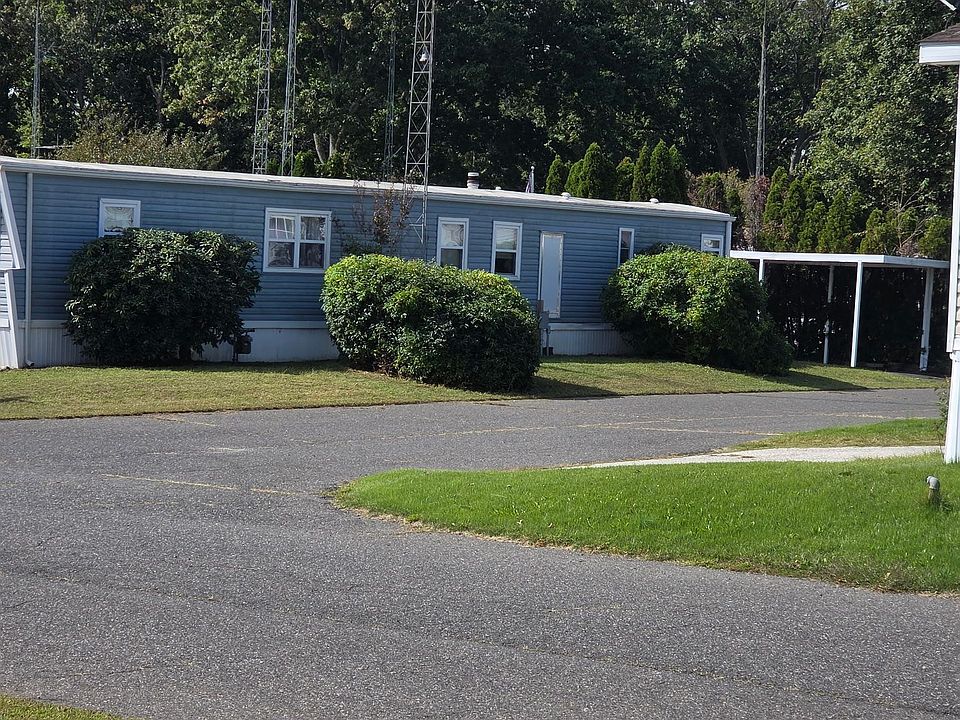1st image of 110 Lexington Dr