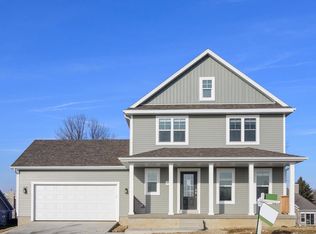 1796 Colony Cir, Sun Prairie, WI 53590