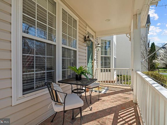 2nd image of 21824 Wingfoot Ct