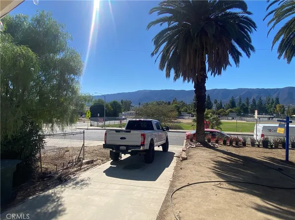 1003 W Heald Ave, Lake Elsinore, CA 92530