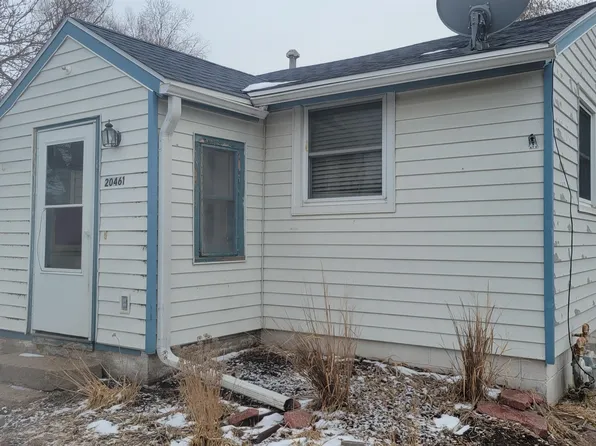 20461 Victor Ave, Elkhorn, NE 68022